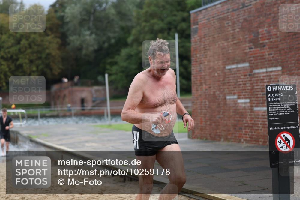 13.09.2026 - Stadtparktriathlon Mo-Foto http://msf.ph/oto/10259178 13.09.2026 11:55:44 Schwimmen 1004, 1039, 1052, 1056 meine-sportfotos.de