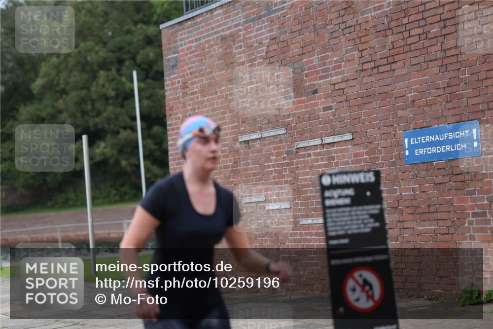 13.09.2026 - Stadtparktriathlon Mo-Foto http://msf.ph/oto/10259196 13.09.2026 11:16:00 Schwimmen 795, 816, 819 meine-sportfotos.de