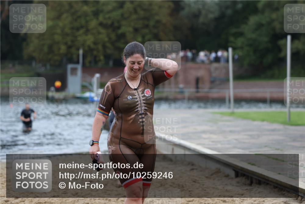 13.09.2026 - Stadtparktriathlon Mo-Foto http://msf.ph/oto/10259246 13.09.2026 11:16:27 Schwimmen 744, 755, 762 meine-sportfotos.de