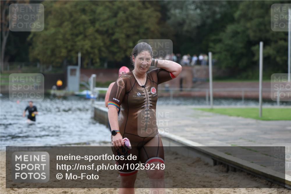 13.09.2026 - Stadtparktriathlon Mo-Foto http://msf.ph/oto/10259249 13.09.2026 11:16:27 Schwimmen 744, 755, 762 meine-sportfotos.de