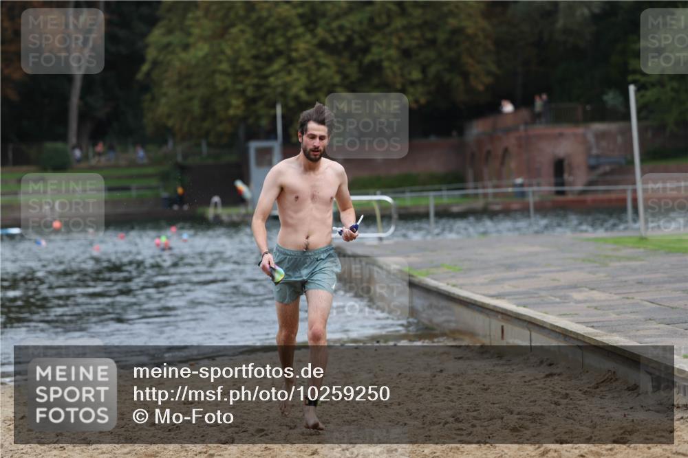 13.09.2026 - Stadtparktriathlon Mo-Foto http://msf.ph/oto/10259250 13.09.2026 11:56:11 Schwimmen 996 meine-sportfotos.de