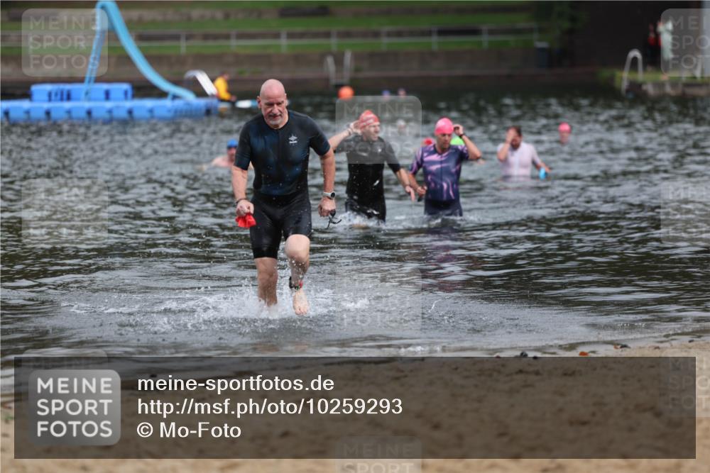 13.09.2026 - Stadtparktriathlon Mo-Foto http://msf.ph/oto/10259293 13.09.2026 11:56:46 Schwimmen 953, 1044, 1047 meine-sportfotos.de