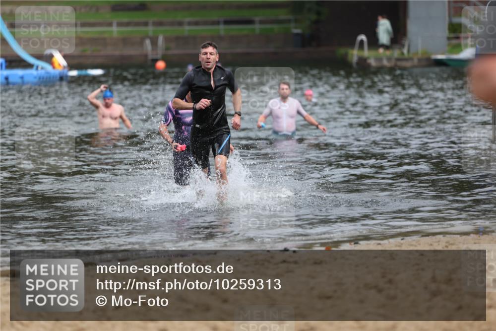 13.09.2026 - Stadtparktriathlon Mo-Foto http://msf.ph/oto/10259313 13.09.2026 11:56:52 Schwimmen 953, 1044, 1047 meine-sportfotos.de
