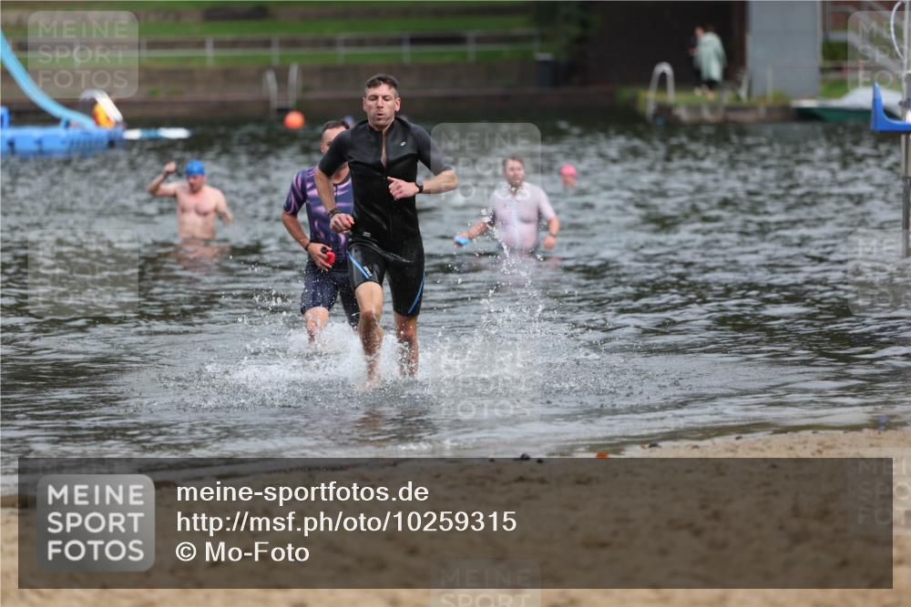 13.09.2026 - Stadtparktriathlon Mo-Foto http://msf.ph/oto/10259315 13.09.2026 11:56:53 Schwimmen 953, 1044, 1047 meine-sportfotos.de