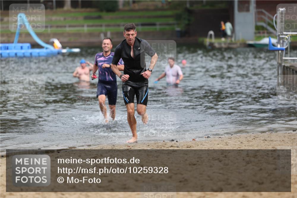 13.09.2026 - Stadtparktriathlon Mo-Foto http://msf.ph/oto/10259328 13.09.2026 11:56:54 Schwimmen 953, 1044, 1047 meine-sportfotos.de