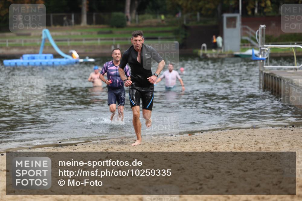 13.09.2026 - Stadtparktriathlon Mo-Foto http://msf.ph/oto/10259335 13.09.2026 11:56:55 Schwimmen 953, 1044, 1047 meine-sportfotos.de