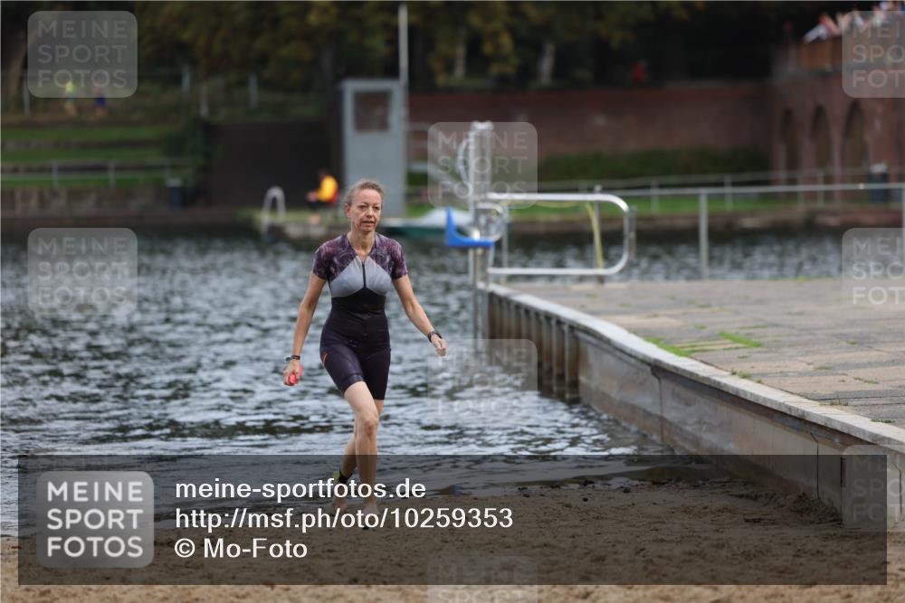 13.09.2026 - Stadtparktriathlon Mo-Foto http://msf.ph/oto/10259353 13.09.2026 11:17:28 Schwimmen 761 meine-sportfotos.de