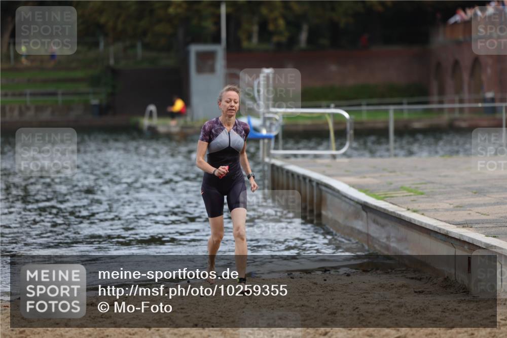 13.09.2026 - Stadtparktriathlon Mo-Foto http://msf.ph/oto/10259355 13.09.2026 11:17:28 Schwimmen 761 meine-sportfotos.de