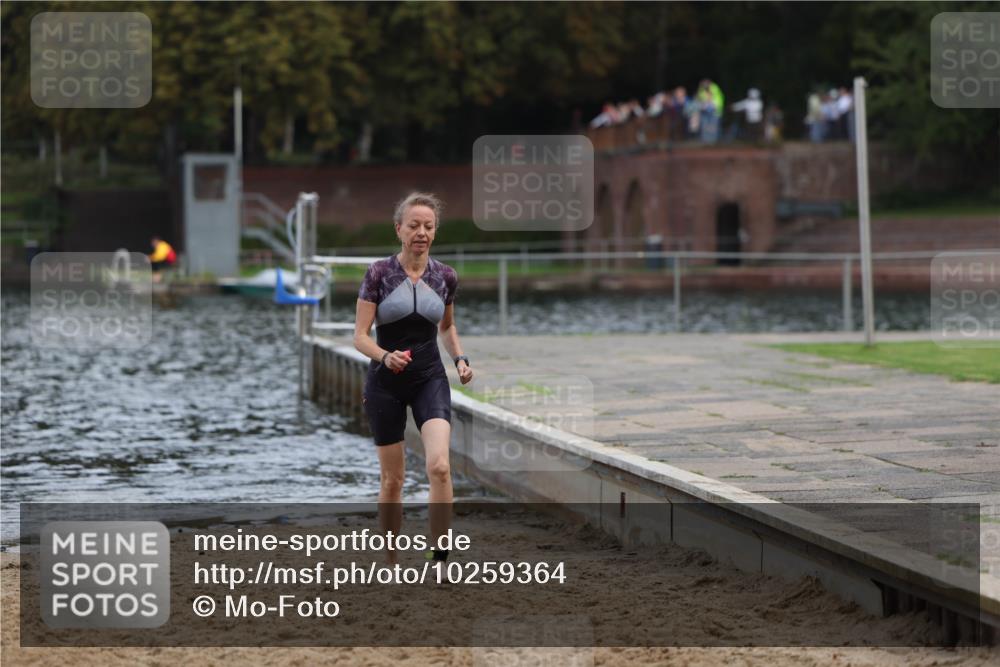 13.09.2026 - Stadtparktriathlon Mo-Foto http://msf.ph/oto/10259364 13.09.2026 11:17:30 Schwimmen 761 meine-sportfotos.de