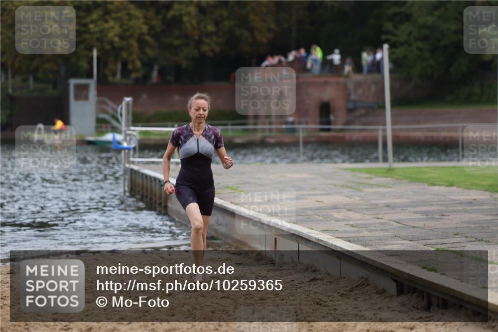 13.09.2026 - Stadtparktriathlon Mo-Foto http://msf.ph/oto/10259365 13.09.2026 11:17:30 Schwimmen 761 meine-sportfotos.de
