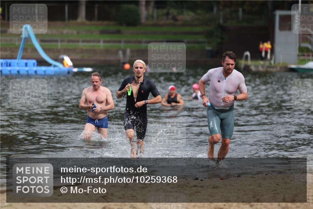 13.09.2026 - Stadtparktriathlon Mo-Foto http://msf.ph/oto/10259368 13.09.2026 11:57:09 Schwimmen 981, 1008, 1015 meine-sportfotos.de