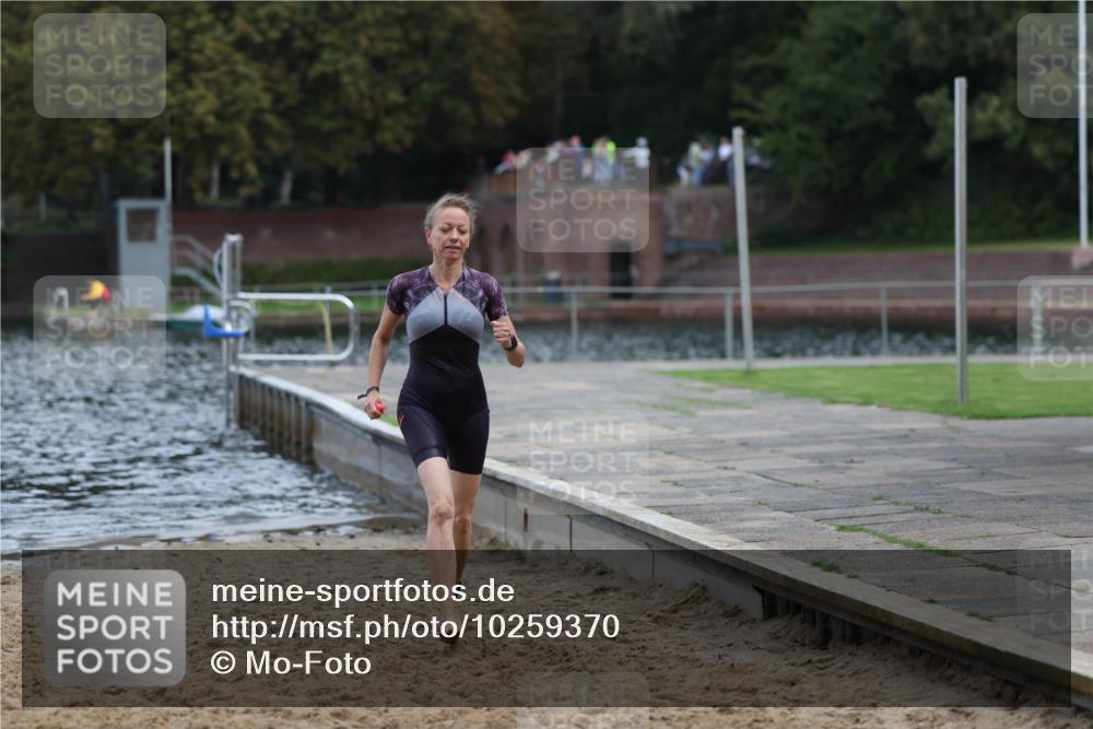 13.09.2026 - Stadtparktriathlon Mo-Foto http://msf.ph/oto/10259370 13.09.2026 11:17:31 Schwimmen 761 meine-sportfotos.de