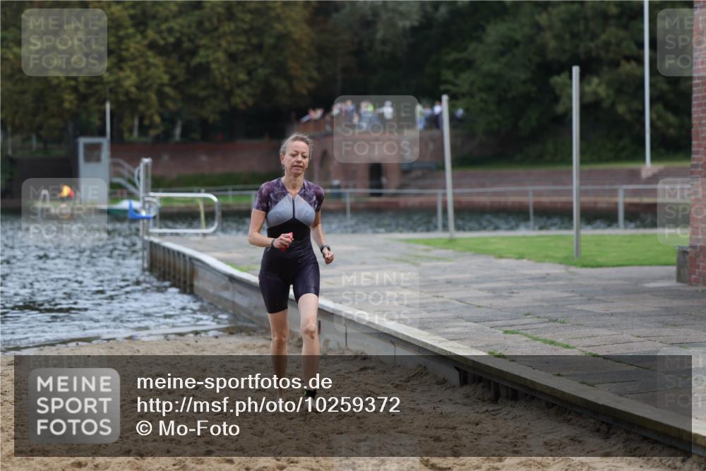 13.09.2026 - Stadtparktriathlon Mo-Foto http://msf.ph/oto/10259372 13.09.2026 11:17:31 Schwimmen 761 meine-sportfotos.de