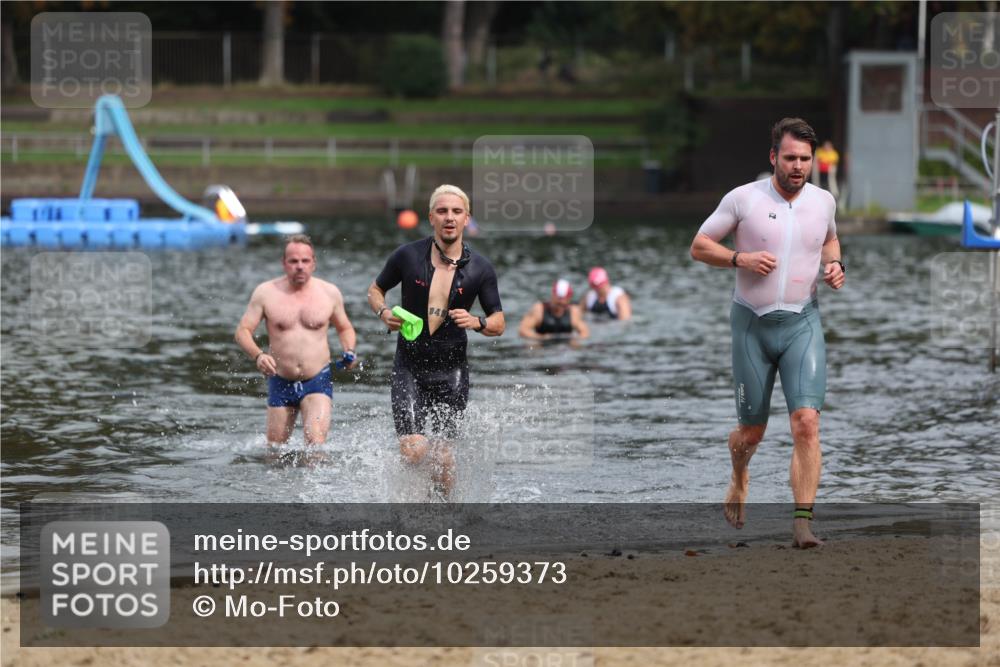 13.09.2026 - Stadtparktriathlon Mo-Foto http://msf.ph/oto/10259373 13.09.2026 11:57:09 Schwimmen 981, 1008, 1015 meine-sportfotos.de
