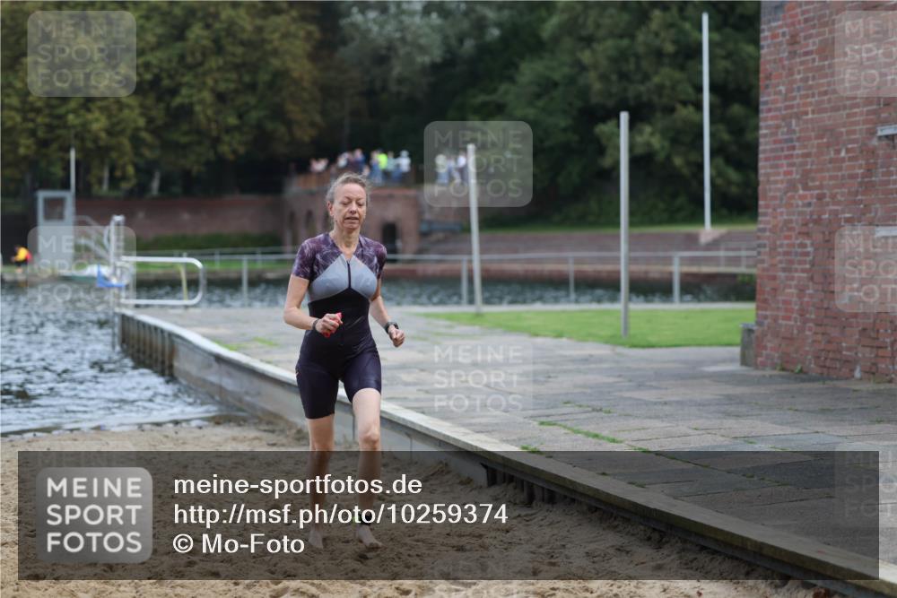 13.09.2026 - Stadtparktriathlon Mo-Foto http://msf.ph/oto/10259374 13.09.2026 11:17:32 Schwimmen 761 meine-sportfotos.de