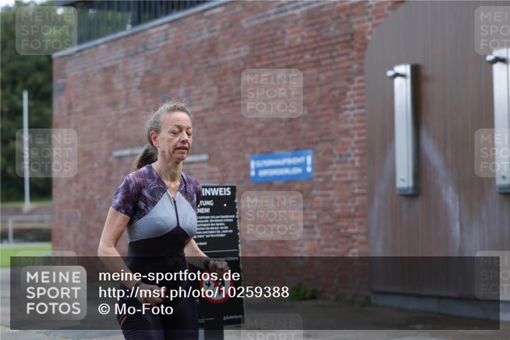 13.09.2026 - Stadtparktriathlon Mo-Foto http://msf.ph/oto/10259388 13.09.2026 11:17:34 Schwimmen 761 meine-sportfotos.de
