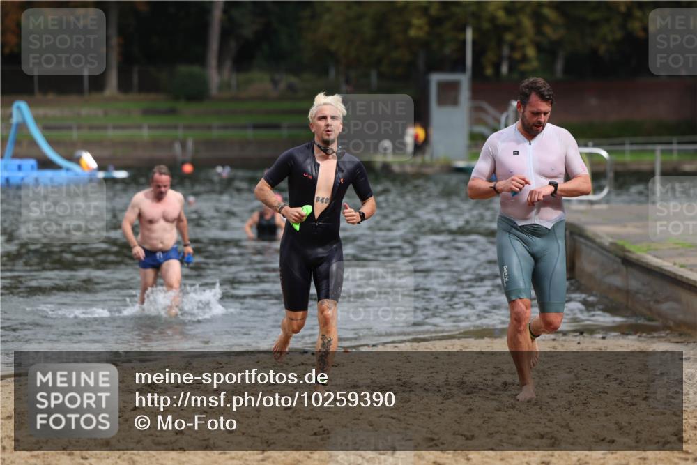 13.09.2026 - Stadtparktriathlon Mo-Foto http://msf.ph/oto/10259390 13.09.2026 11:57:11 Schwimmen 981, 1008, 1015 meine-sportfotos.de