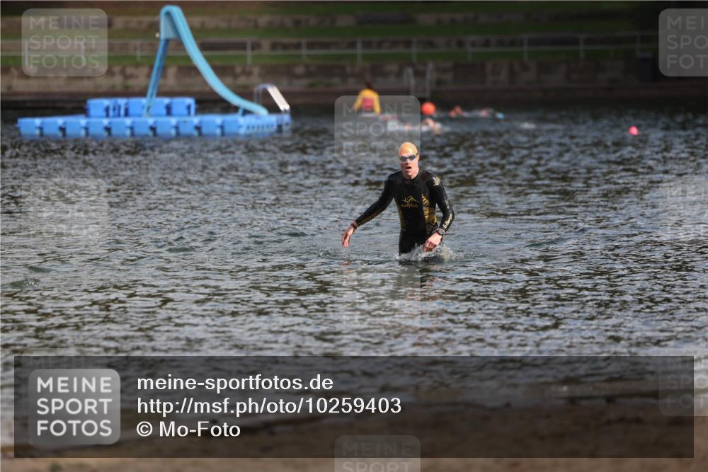 13.09.2026 - Stadtparktriathlon Mo-Foto http://msf.ph/oto/10259403 13.09.2026 11:28:34 Schwimmen 834, 840 meine-sportfotos.de