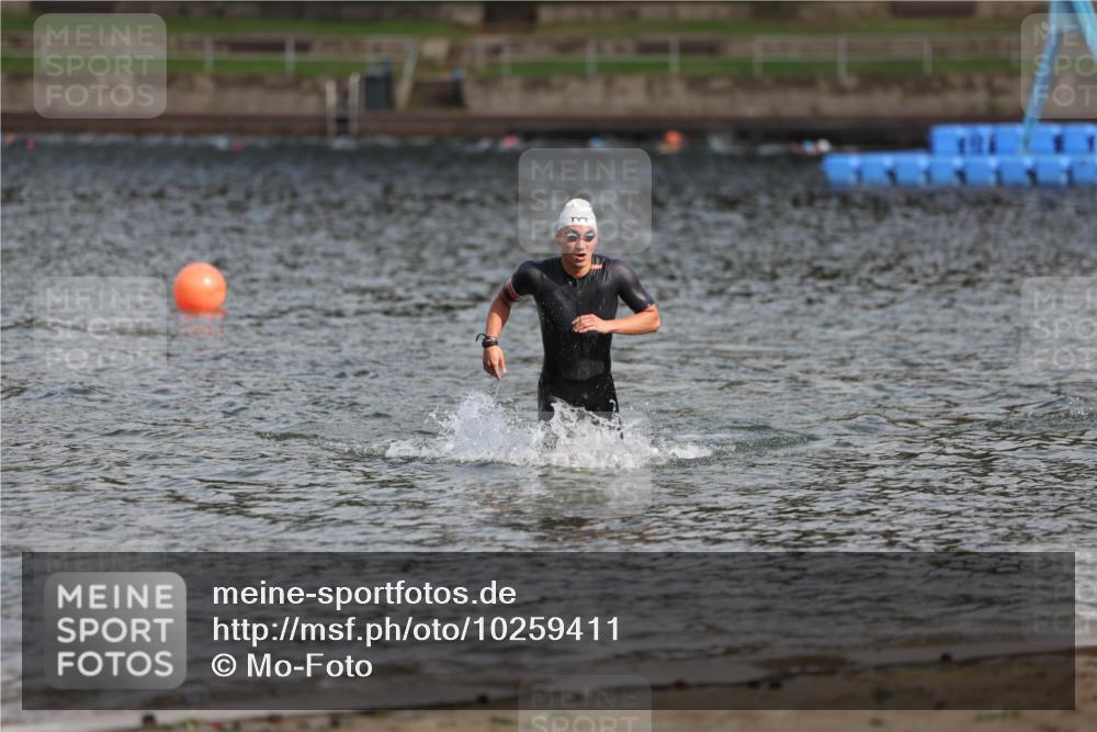 13.09.2026 - Stadtparktriathlon Mo-Foto http://msf.ph/oto/10259411 13.09.2026 11:28:36 Schwimmen 834, 840 meine-sportfotos.de