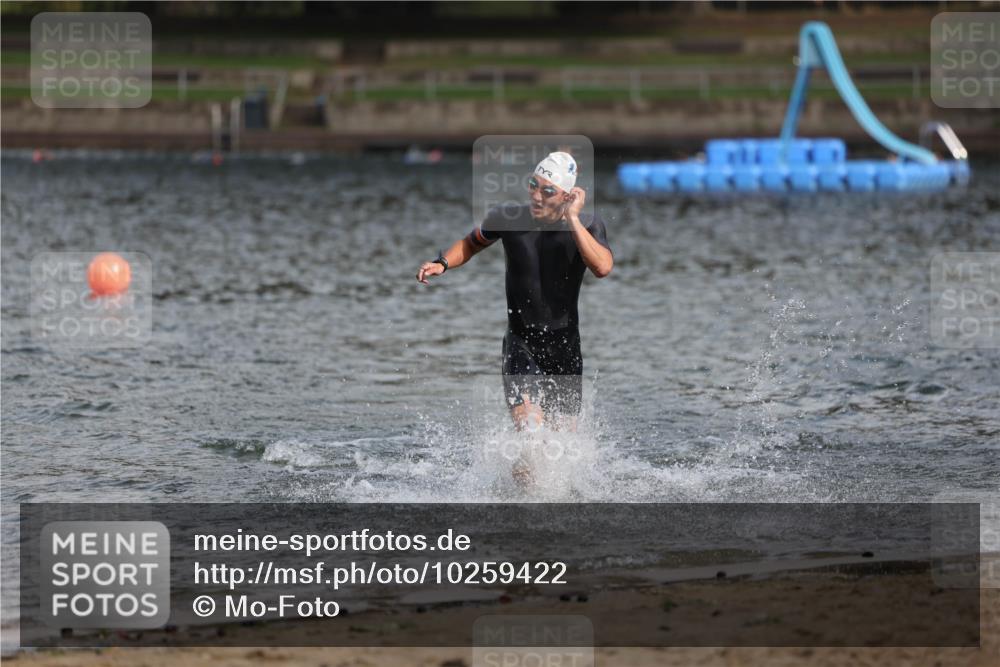 13.09.2026 - Stadtparktriathlon Mo-Foto http://msf.ph/oto/10259422 13.09.2026 11:28:38 Schwimmen 834, 840 meine-sportfotos.de