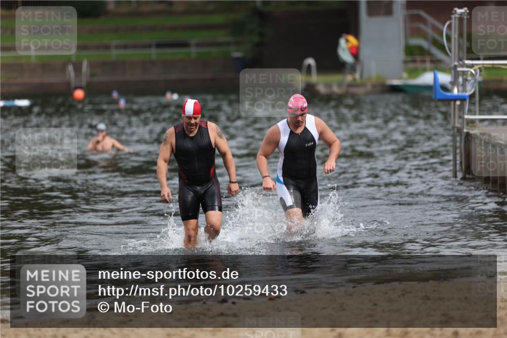 13.09.2026 - Stadtparktriathlon Mo-Foto http://msf.ph/oto/10259433 13.09.2026 11:57:27 Schwimmen 1025, 1065 meine-sportfotos.de