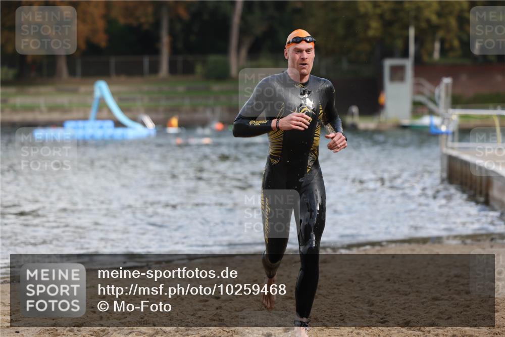 13.09.2026 - Stadtparktriathlon Mo-Foto http://msf.ph/oto/10259468 13.09.2026 11:28:46 Schwimmen 834, 840 meine-sportfotos.de