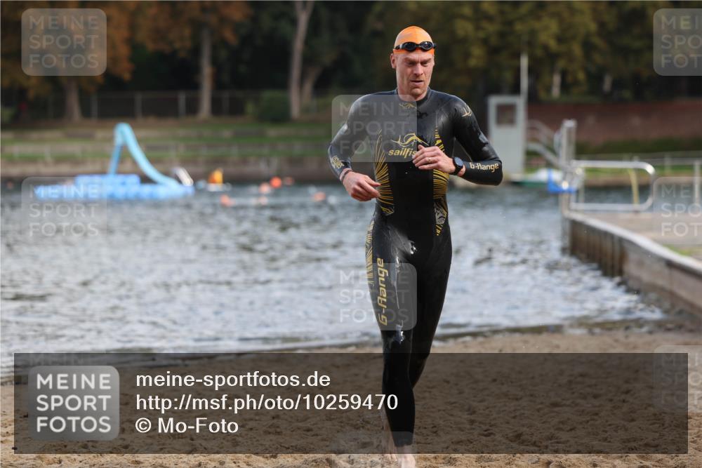 13.09.2026 - Stadtparktriathlon Mo-Foto http://msf.ph/oto/10259470 13.09.2026 11:28:46 Schwimmen 834, 840 meine-sportfotos.de