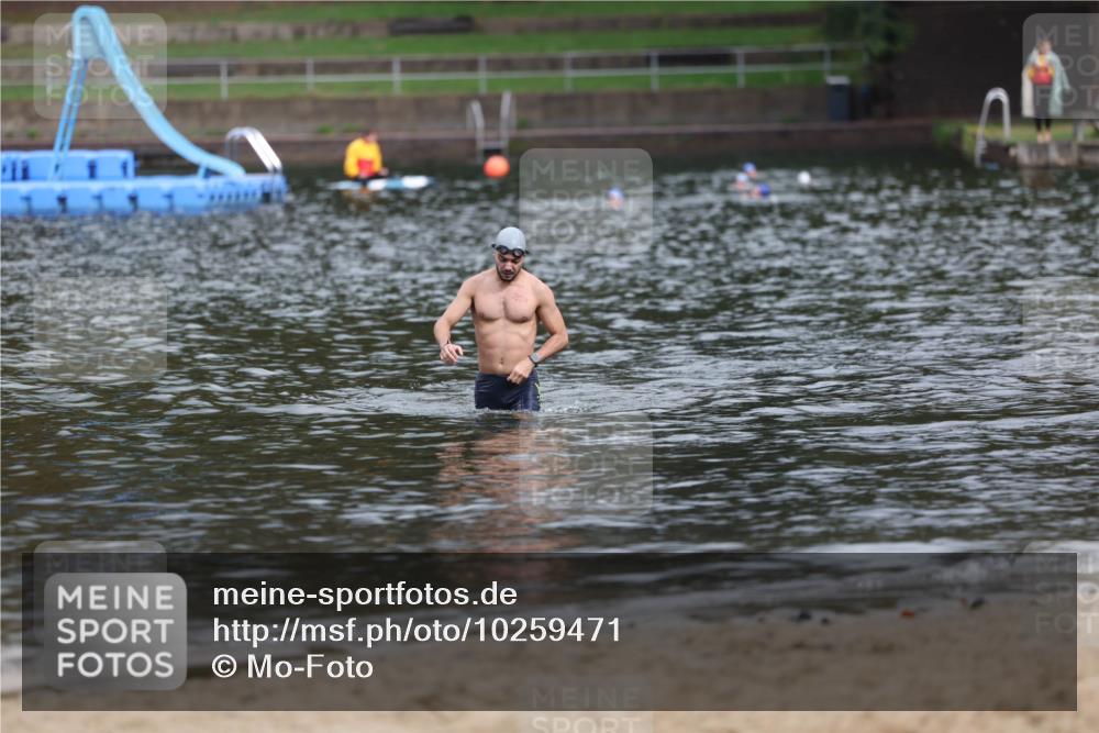 13.09.2026 - Stadtparktriathlon Mo-Foto http://msf.ph/oto/10259471 13.09.2026 11:57:49 Schwimmen 954 meine-sportfotos.de