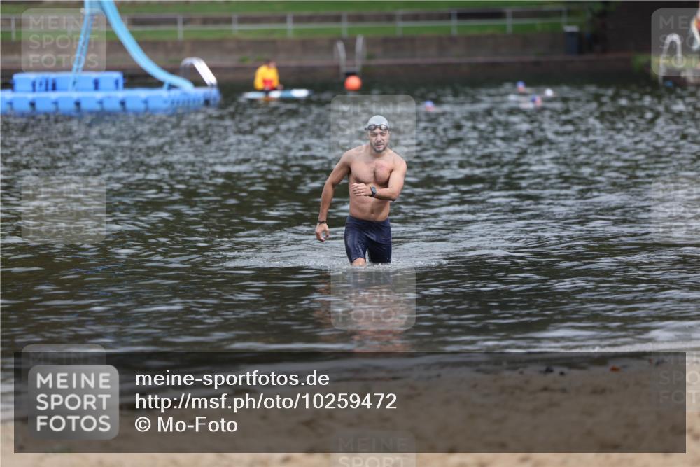 13.09.2026 - Stadtparktriathlon Mo-Foto http://msf.ph/oto/10259472 13.09.2026 11:57:53 Schwimmen 954 meine-sportfotos.de