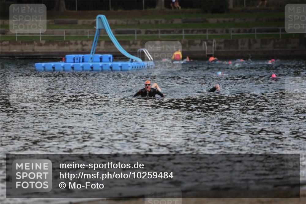 13.09.2026 - Stadtparktriathlon Mo-Foto http://msf.ph/oto/10259484 13.09.2026 11:29:10 Schwimmen  meine-sportfotos.de