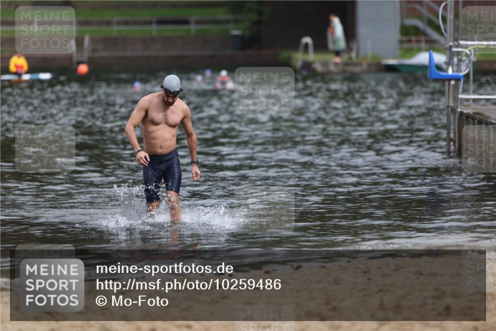 13.09.2026 - Stadtparktriathlon Mo-Foto http://msf.ph/oto/10259486 13.09.2026 11:57:56 Schwimmen 954 meine-sportfotos.de