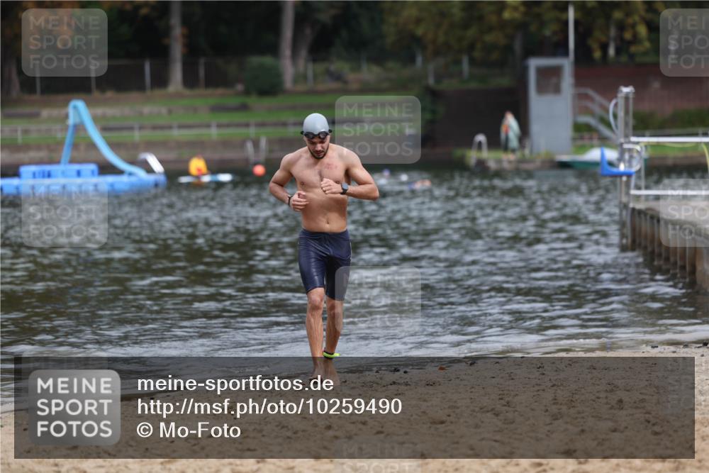 13.09.2026 - Stadtparktriathlon Mo-Foto http://msf.ph/oto/10259490 13.09.2026 11:58:00 Schwimmen 954 meine-sportfotos.de