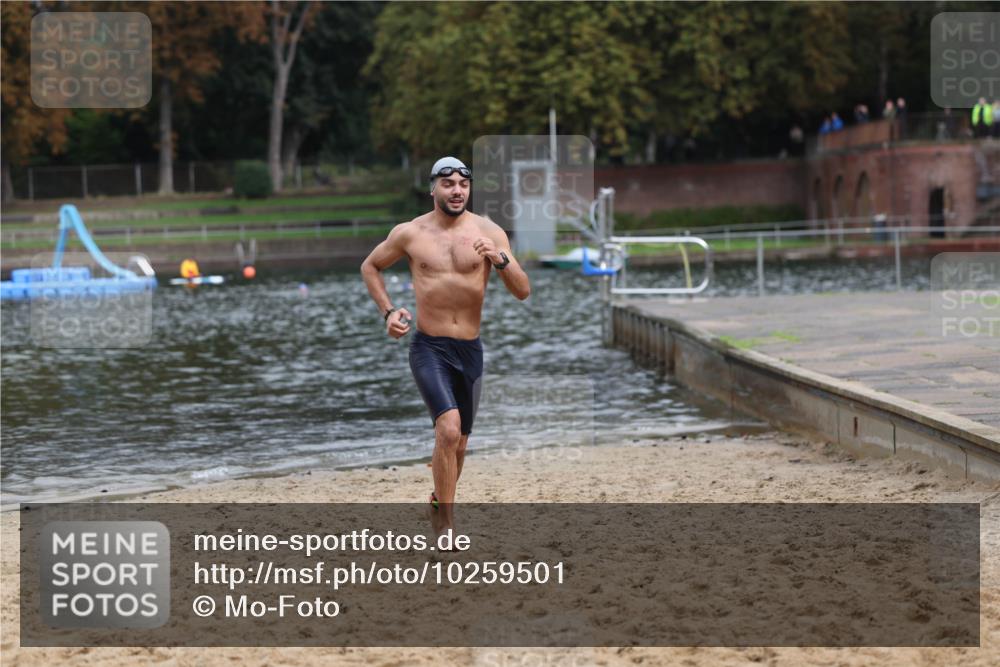 13.09.2026 - Stadtparktriathlon Mo-Foto http://msf.ph/oto/10259501 13.09.2026 11:58:02 Schwimmen 954 meine-sportfotos.de