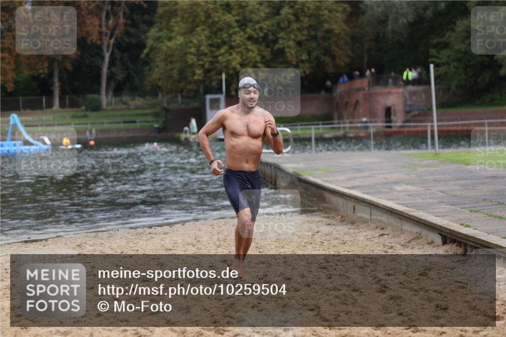 13.09.2026 - Stadtparktriathlon Mo-Foto http://msf.ph/oto/10259504 13.09.2026 11:58:03 Schwimmen 954 meine-sportfotos.de