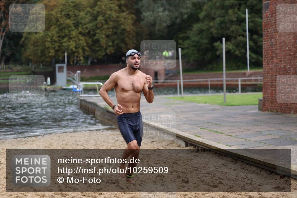 13.09.2026 - Stadtparktriathlon Mo-Foto http://msf.ph/oto/10259509 13.09.2026 11:58:04 Schwimmen 954 meine-sportfotos.de