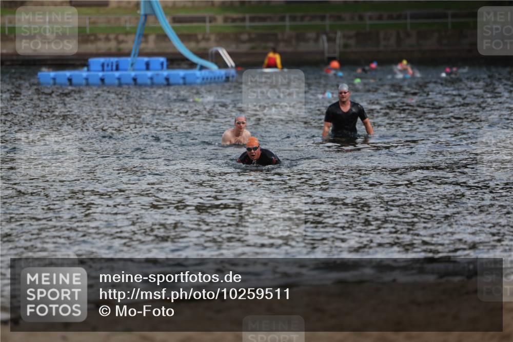 13.09.2026 - Stadtparktriathlon Mo-Foto http://msf.ph/oto/10259511 13.09.2026 11:29:19 Schwimmen  meine-sportfotos.de