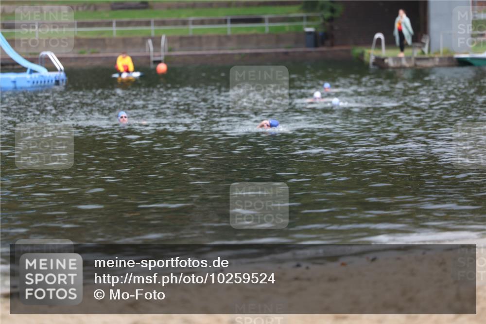 13.09.2026 - Stadtparktriathlon Mo-Foto http://msf.ph/oto/10259524 13.09.2026 11:58:57 Schwimmen  meine-sportfotos.de