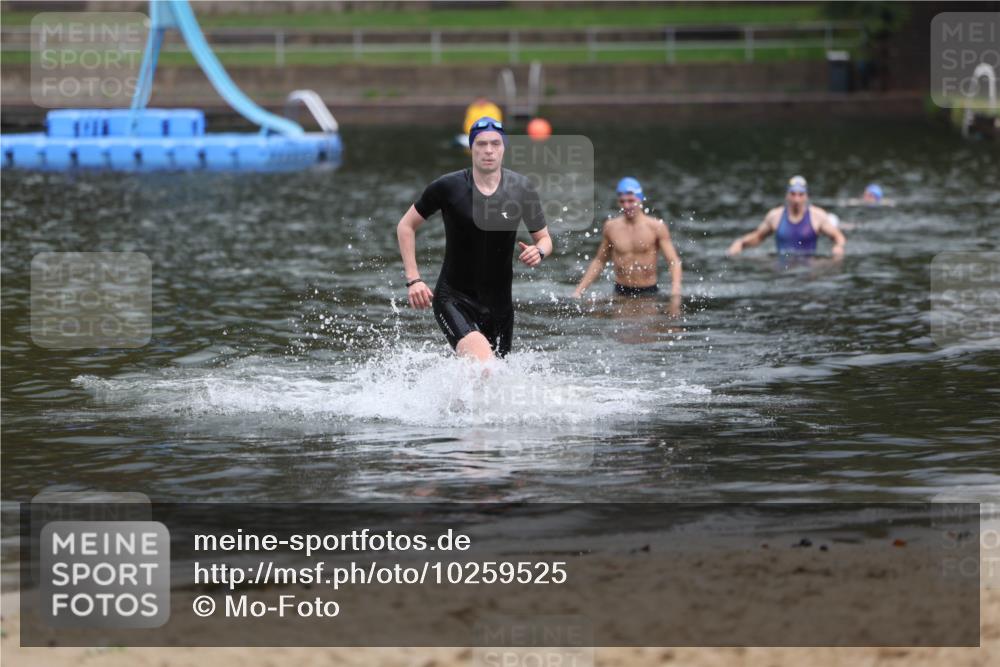 13.09.2026 - Stadtparktriathlon Mo-Foto http://msf.ph/oto/10259525 13.09.2026 11:59:14 Schwimmen 969 meine-sportfotos.de