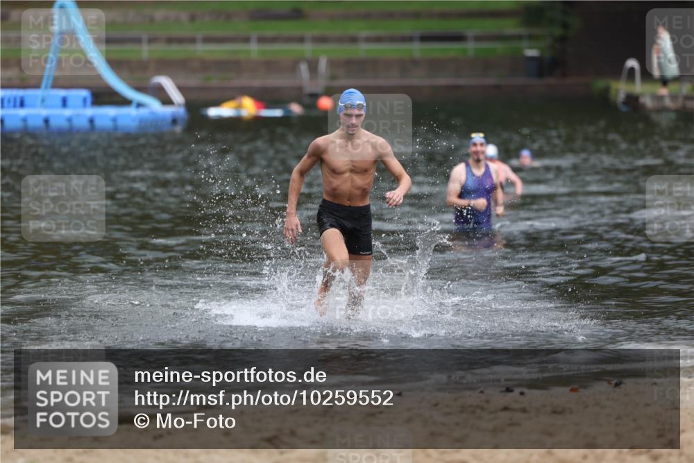 13.09.2026 - Stadtparktriathlon Mo-Foto http://msf.ph/oto/10259552 13.09.2026 11:59:24 Schwimmen 956, 1031 meine-sportfotos.de