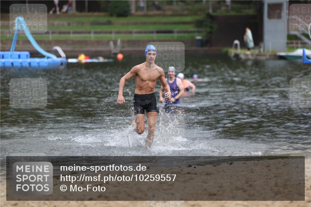 13.09.2026 - Stadtparktriathlon Mo-Foto http://msf.ph/oto/10259557 13.09.2026 11:59:25 Schwimmen 956, 1031 meine-sportfotos.de