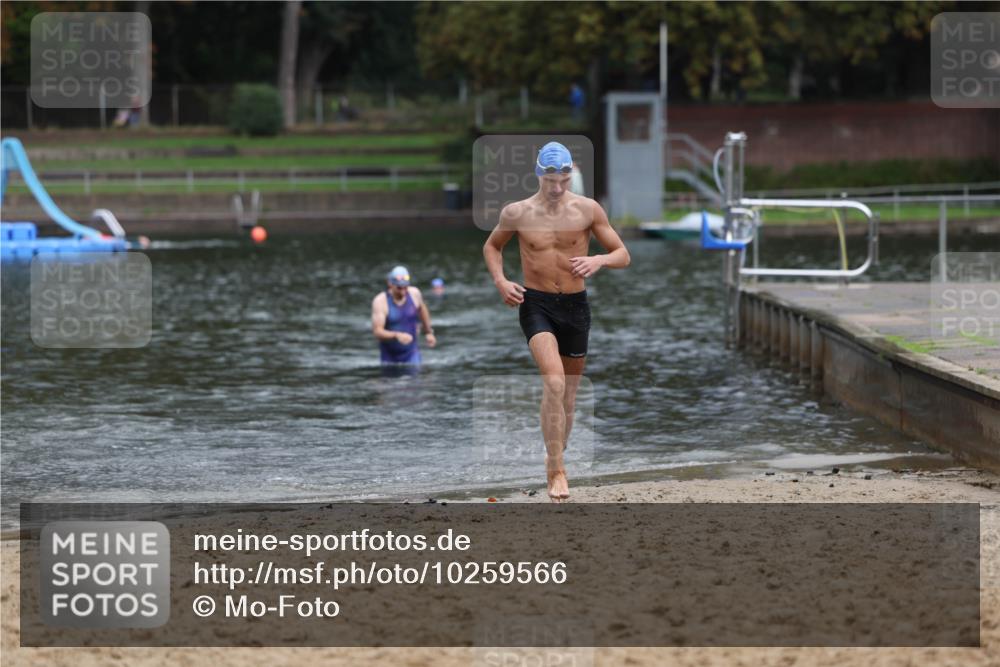 13.09.2026 - Stadtparktriathlon Mo-Foto http://msf.ph/oto/10259566 13.09.2026 11:59:27 Schwimmen 956, 1031 meine-sportfotos.de