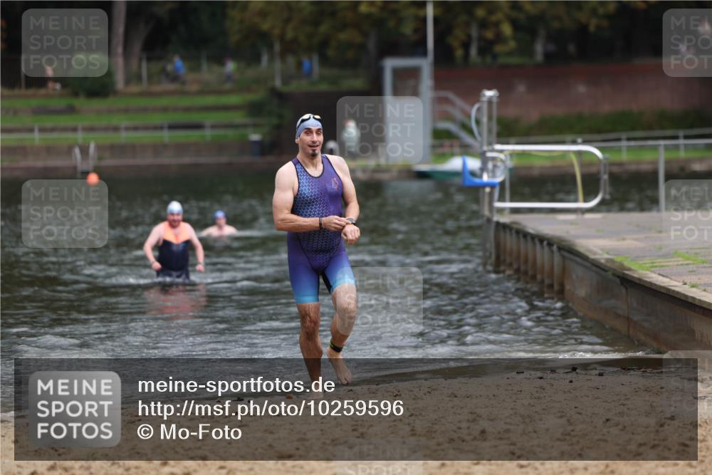 13.09.2026 - Stadtparktriathlon Mo-Foto http://msf.ph/oto/10259596 13.09.2026 11:59:35 Schwimmen 956 meine-sportfotos.de