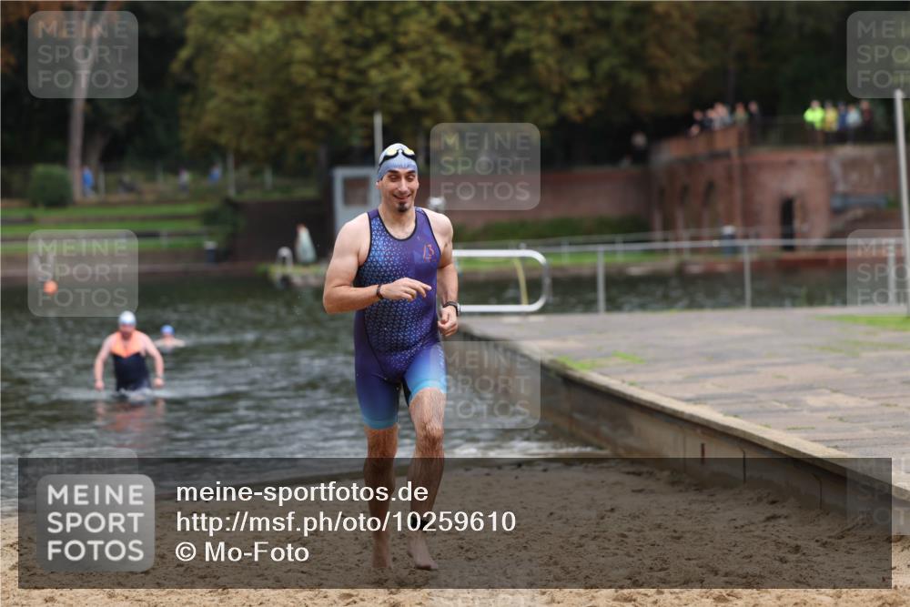 13.09.2026 - Stadtparktriathlon Mo-Foto http://msf.ph/oto/10259610 13.09.2026 11:59:37 Schwimmen 956 meine-sportfotos.de