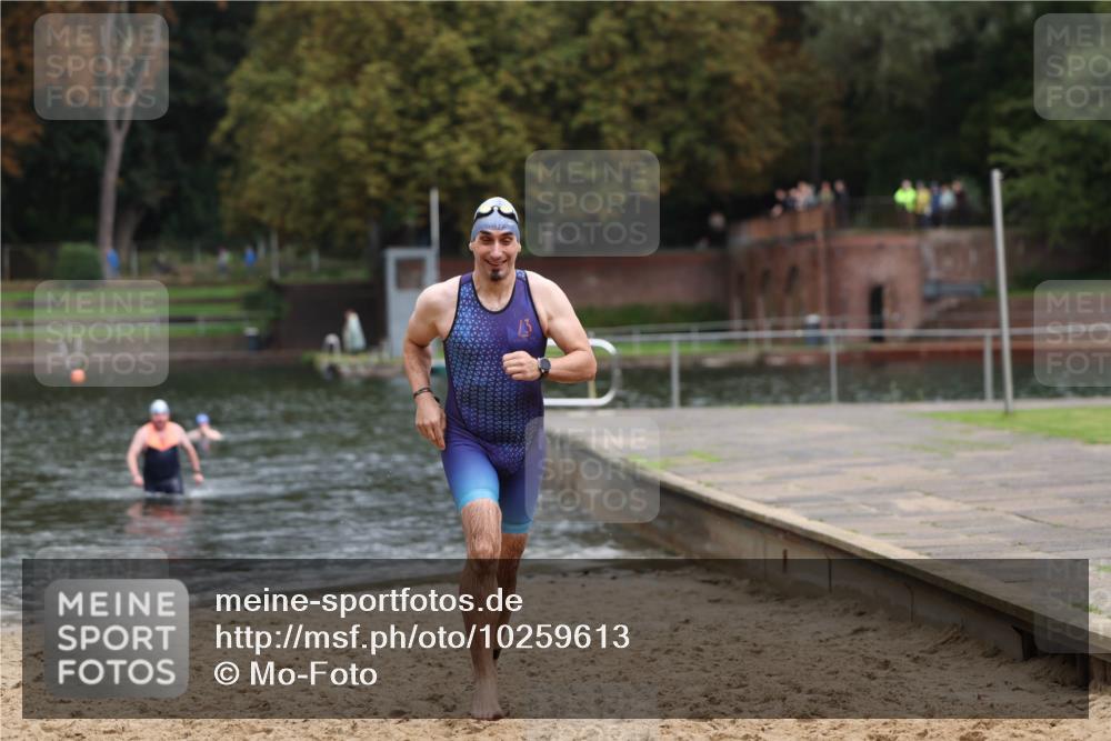 13.09.2026 - Stadtparktriathlon Mo-Foto http://msf.ph/oto/10259613 13.09.2026 11:59:38 Schwimmen 956 meine-sportfotos.de