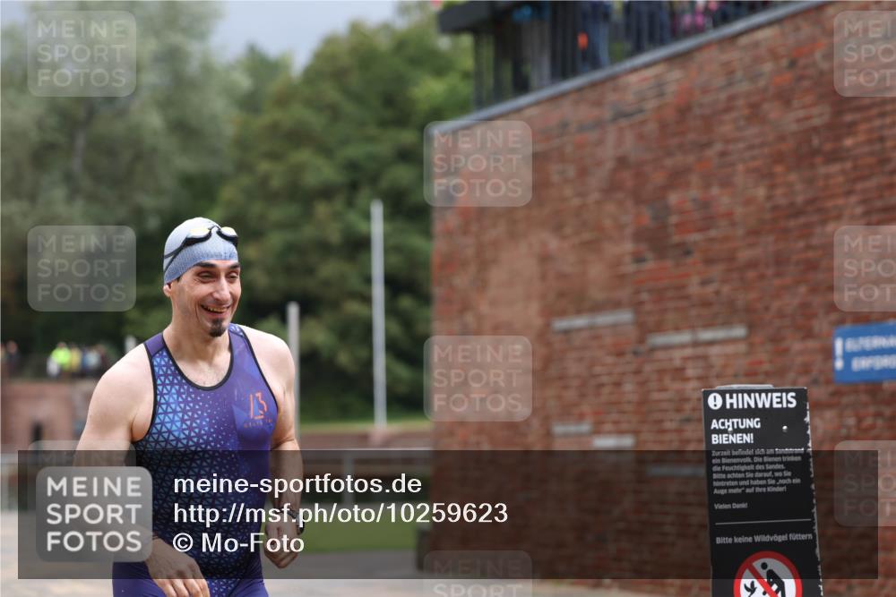 13.09.2026 - Stadtparktriathlon Mo-Foto http://msf.ph/oto/10259623 13.09.2026 11:59:39 Schwimmen 956, 1043 meine-sportfotos.de