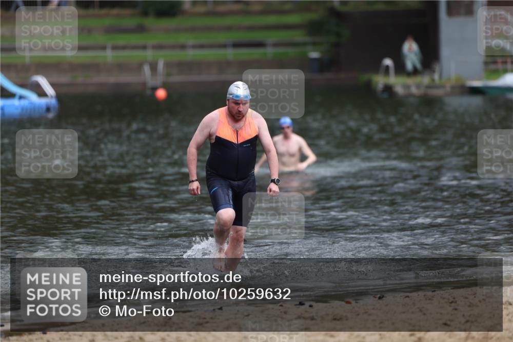 13.09.2026 - Stadtparktriathlon Mo-Foto http://msf.ph/oto/10259632 13.09.2026 11:59:46 Schwimmen 1043 meine-sportfotos.de