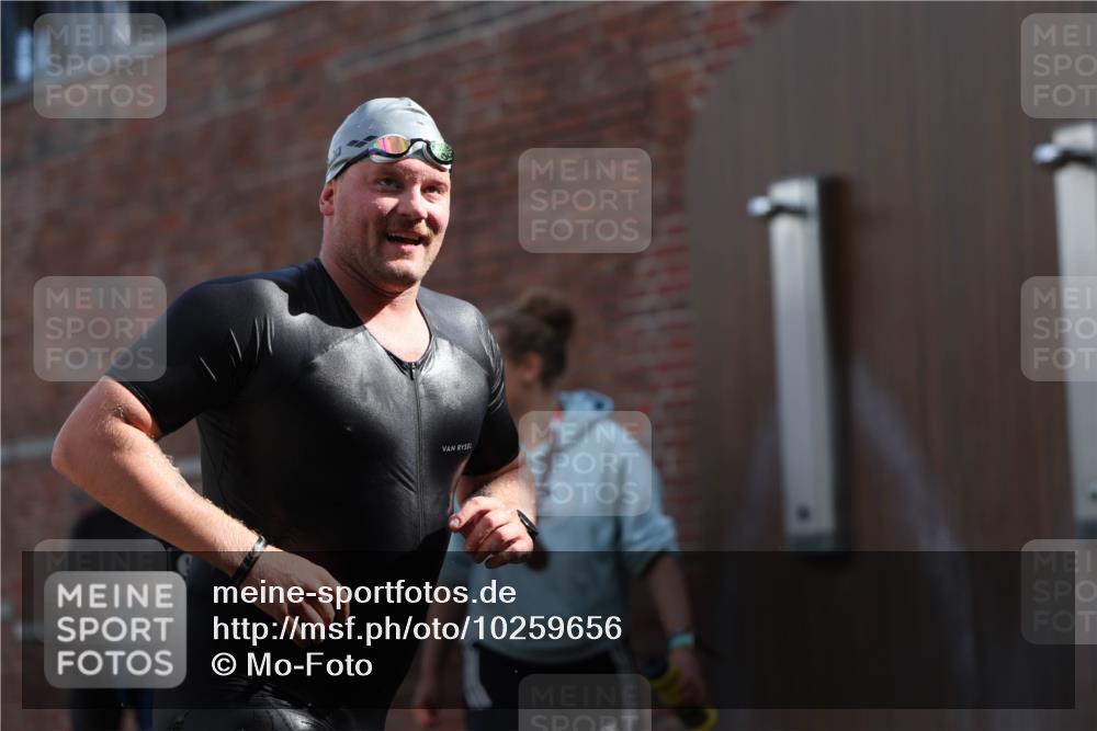 13.09.2026 - Stadtparktriathlon Mo-Foto http://msf.ph/oto/10259656 13.09.2026 11:29:43 Schwimmen 915 meine-sportfotos.de