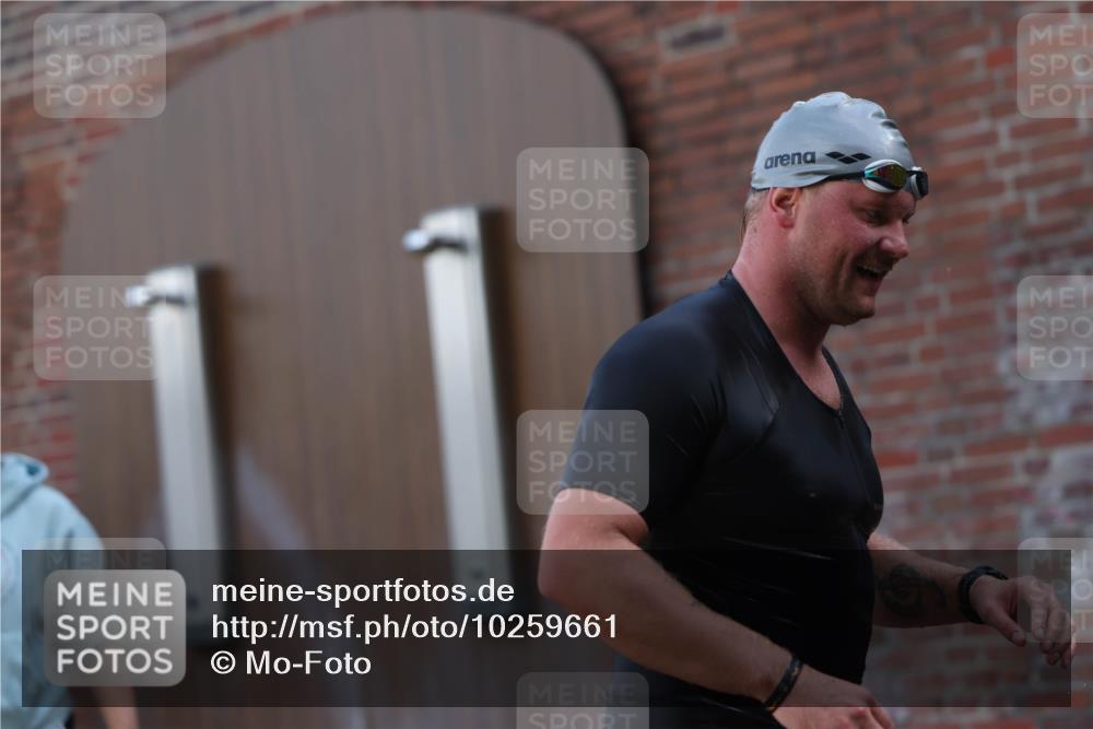 13.09.2026 - Stadtparktriathlon Mo-Foto http://msf.ph/oto/10259661 13.09.2026 11:29:43 Schwimmen 915 meine-sportfotos.de