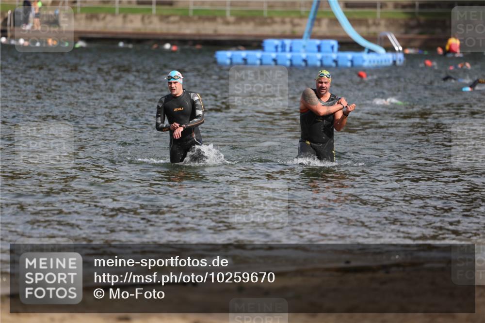 13.09.2026 - Stadtparktriathlon Mo-Foto http://msf.ph/oto/10259670 13.09.2026 11:29:57 Schwimmen 918, 919 meine-sportfotos.de