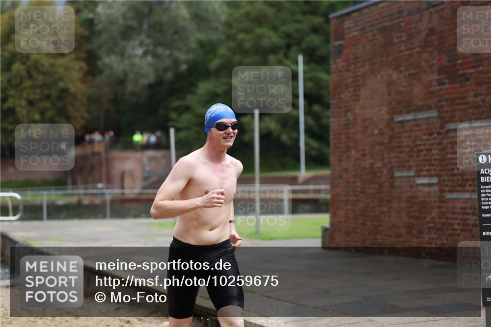 13.09.2026 - Stadtparktriathlon Mo-Foto http://msf.ph/oto/10259675 13.09.2026 12:00:03 Schwimmen 978 meine-sportfotos.de